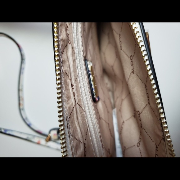 Aldo Crossbody and Clutch White-Pink Floral - Picture 4 of 7